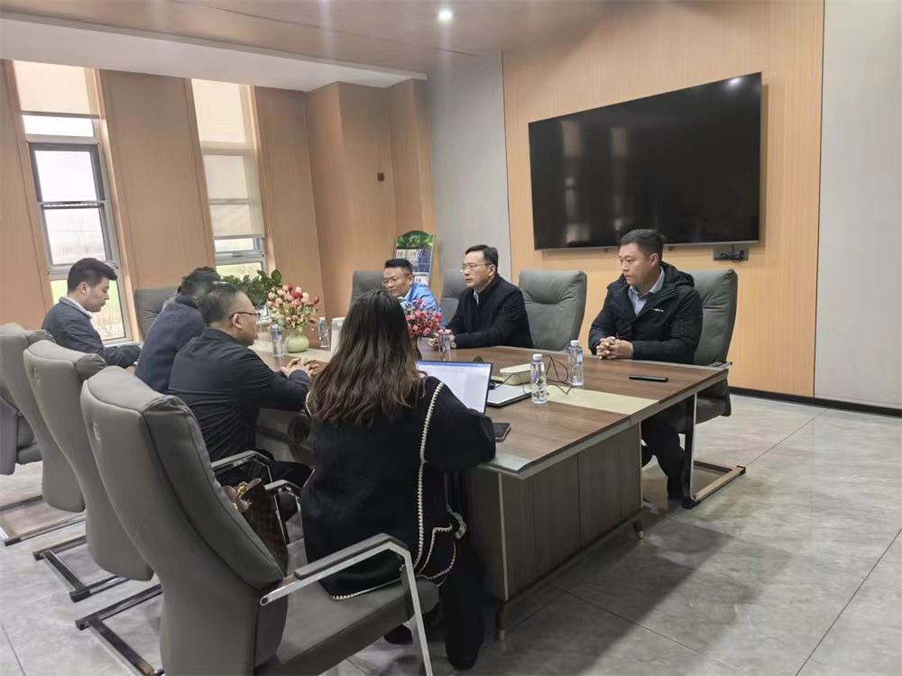 جاءت مجموعة Hi-Speed ​​New Energy Group إلى شركة Believe للزيارة والتبادل